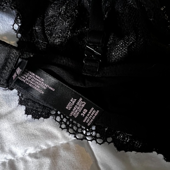Victoria's Secret Underlined- Demi Bra 34B - Picture 3 of 3